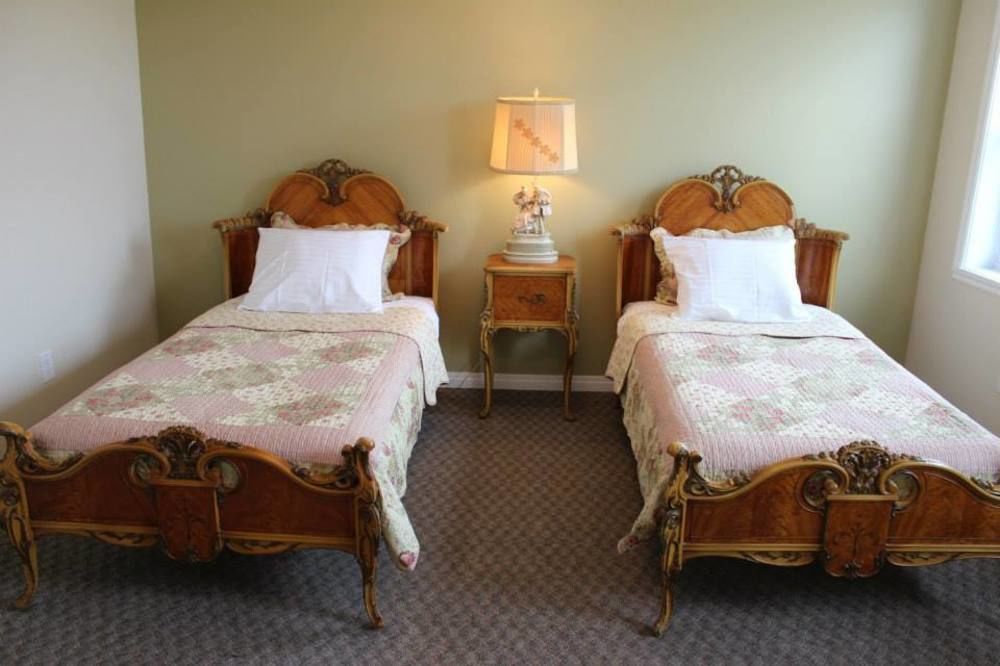 Honeycomb Bed & Breakfast Onanole Extérieur photo