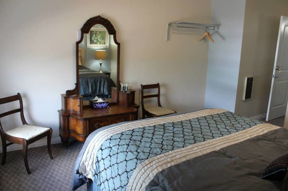Honeycomb Bed & Breakfast Onanole Extérieur photo